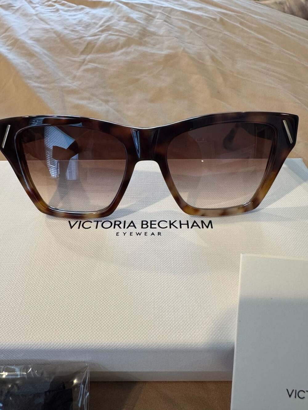 Victoria Beckham VB646S 232 55mm Tortoise Square Sunglasses